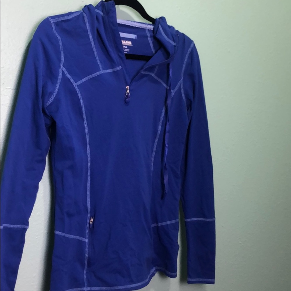 Workout zip up